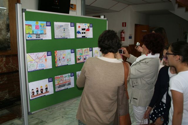 Fernando Vélez preside la entrega de los premios del concurso de dibujo 'Crece en seguridad' - 3, Foto 3