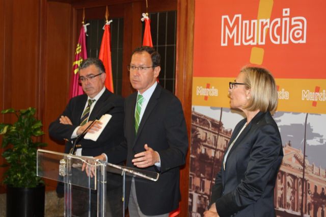 El Ayuntamiento y Aguas de Murcia crean una tarifa plana de 5€ para las familias sin recursos - 2, Foto 2