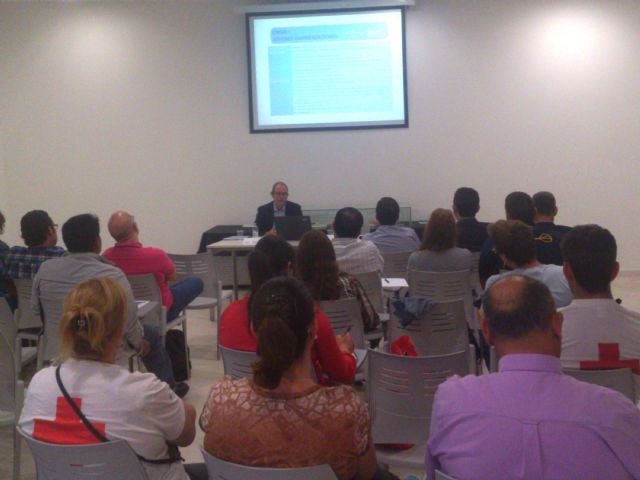 INFO y Empleo asesoran a emprendedores en el uso de herramientas de gestión empresarial - 1, Foto 1