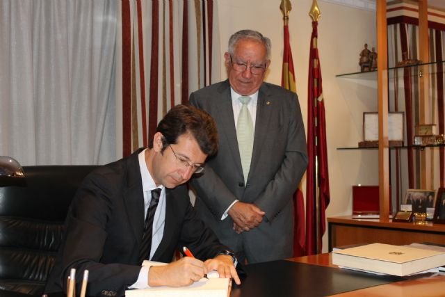Ruiz valora el compromiso de las cámaras de comercio con la internacionalización de las empresas de la Región - 2, Foto 2