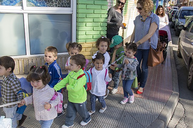 Los alumnos de la Escuela Infantil Clara Campoamor realizaron una visita a la Biblioteca - 9