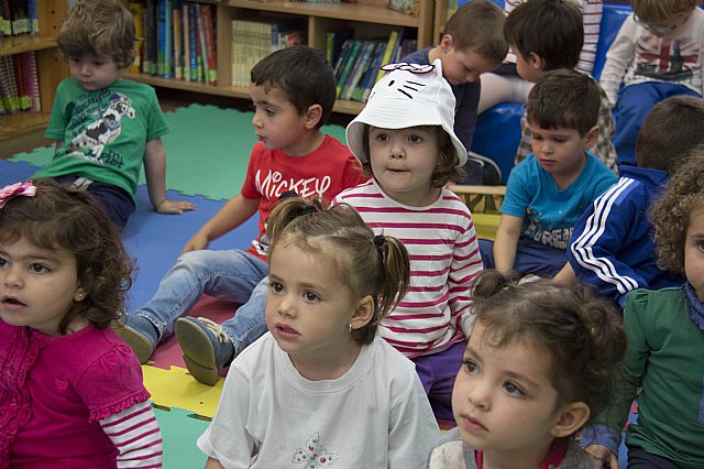 Los alumnos de la Escuela Infantil Clara Campoamor realizaron una visita a la Biblioteca - 20