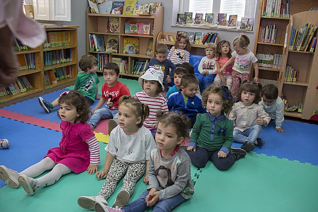 Los alumnos de la Escuela Infantil Clara Campoamor realizaron una visita a la Biblioteca - 19