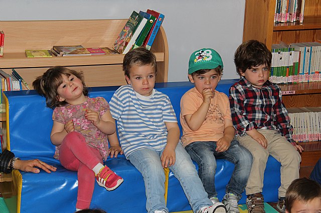 Los alumnos de la Escuela Infantil Clara Campoamor realizaron una visita a la Biblioteca - 45