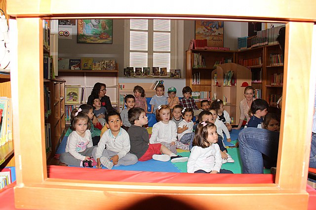 Los alumnos de la Escuela Infantil Clara Campoamor realizaron una visita a la Biblioteca - 46