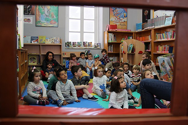 Los alumnos de la Escuela Infantil Clara Campoamor realizaron una visita a la Biblioteca - 48
