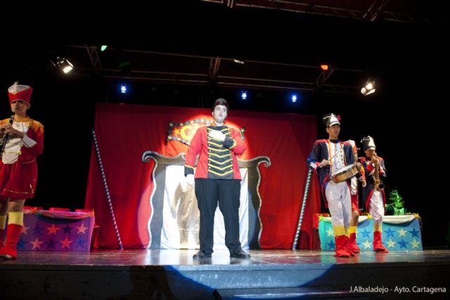 Los chavales del Primitiva López demuestran sus tablas en el escenario - 3, Foto 3