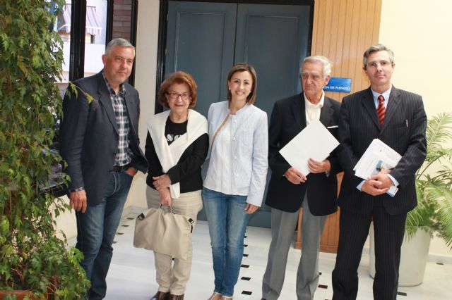 Ramn Muñoz-Chpuli Oriol, ganador de la XIV edicin del Martnez-Mena. Ramn Bascuñana ha obtenido el segundo premio, Foto 1