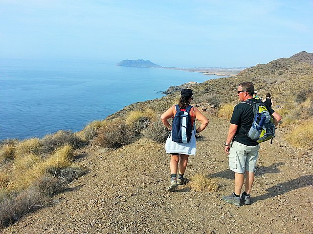 El programa de senderismo de la concejalia de Deportes se despide hasta el prximo mes de septiembre con una ruta a Puntas de Calnegre - 5