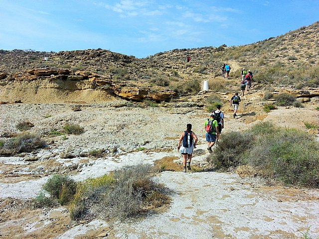 El programa de senderismo de la concejalia de Deportes se despide hasta el prximo mes de septiembre con una ruta a Puntas de Calnegre - 46
