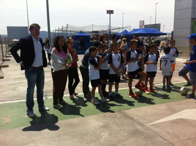 Los más pequeños juegan al fútbol para fomentar hábitos saludables - 2, Foto 2