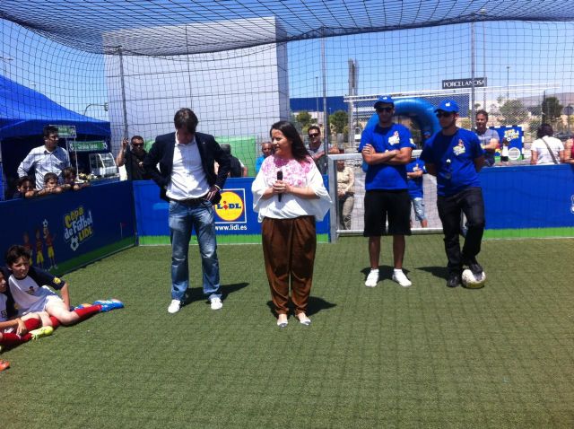 Los más pequeños juegan al fútbol para fomentar hábitos saludables - 3, Foto 3