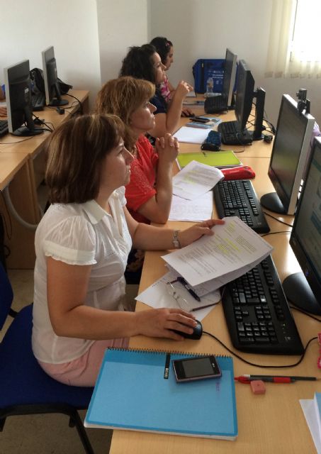 15 desempleados de Las Torres de Cotillas se forman de manera gratuita en actividades administrativas en la relación con el cliente - 3, Foto 3