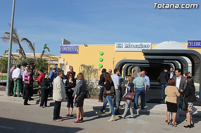 Cerca de un centenar de empresarios de Totana se renen con Valcrcel para conocer las propuestas para la creacin de empleo - 8