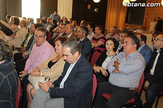 Cerca de un centenar de empresarios de Totana se renen con Valcrcel para conocer las propuestas para la creacin de empleo - 30