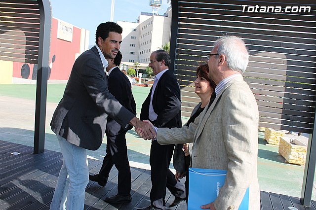 Cerca de un centenar de empresarios de Totana se renen con Valcrcel para conocer las propuestas para la creacin de empleo - 25