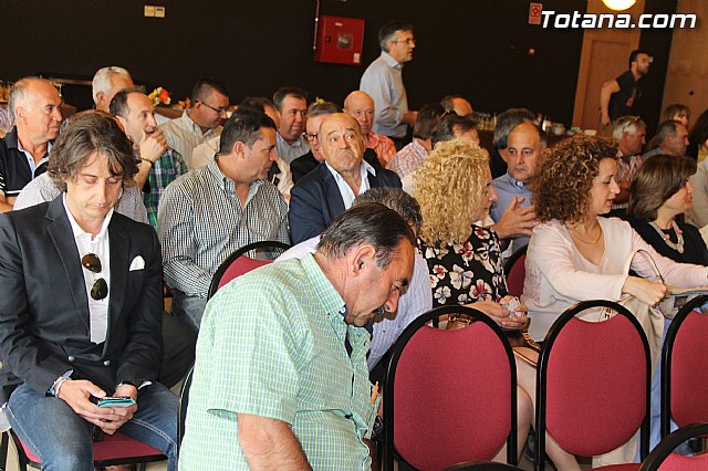 Cerca de un centenar de empresarios de Totana se renen con Valcrcel para conocer las propuestas para la creacin de empleo - 33