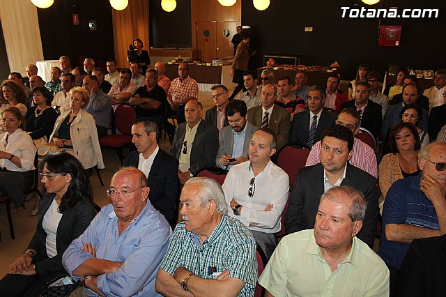 Cerca de un centenar de empresarios de Totana se renen con Valcrcel para conocer las propuestas para la creacin de empleo - 41