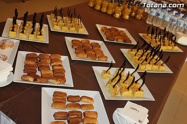 Cerca de un centenar de empresarios de Totana se renen con Valcrcel para conocer las propuestas para la creacin de empleo - 45