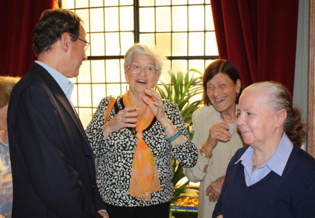 El Alcalde celebra con los usuarios de los centros de día su semana cultural - 5, Foto 5