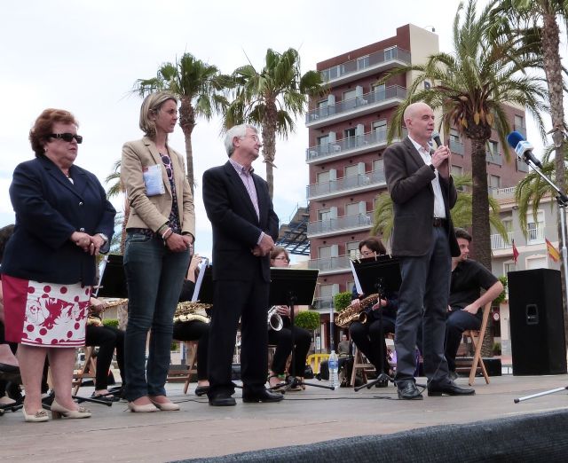Cientos de personas visitaron la gran fiesta de las asociaciones en Santiago de la Ribera - 2, Foto 2