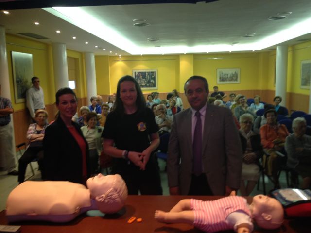 Gran acogida a las charlas divulgativas de primeros auxilios para personas mayores - 1, Foto 1