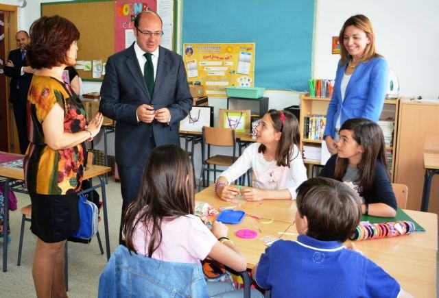 El programa ´Emprender en mi escuela´ llega a 1.700 alumnos de 46 centros de Infantil y Primaria - 2, Foto 2