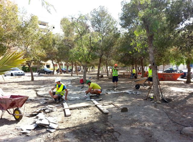 Trabajos de mejora en la Plaza de la Calle de la U de Águilas - 2, Foto 2