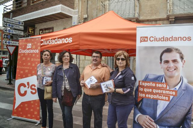 Ciudadanos (C’s) de Murcia critica que el PP prohíba al partido instalar una carpa para repartir publicidad electoral - 1, Foto 1