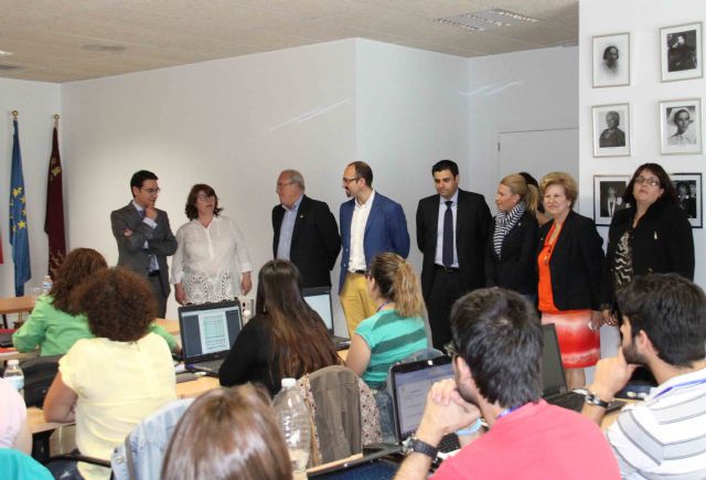 El Ayuntamiento de Caravaca desarrolla un programa mixto empleo y formación sobre comercio internacional - 2, Foto 2