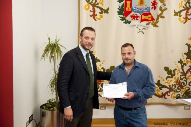 Seis alumnos ya presumen de su diploma de diseño y mantenimiento de jardines - 4, Foto 4