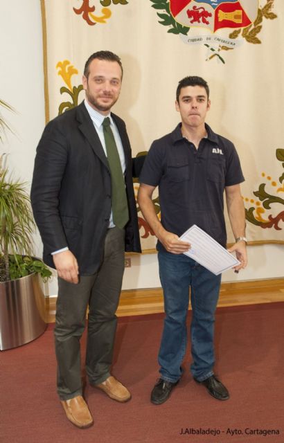 Seis alumnos ya presumen de su diploma de diseño y mantenimiento de jardines - 5, Foto 5