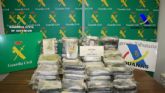 La Guardia Civil y la Agencia Tributaria incautan 228 kilos de cocaína ocultos en contenedores de bobinas de papel y bananas