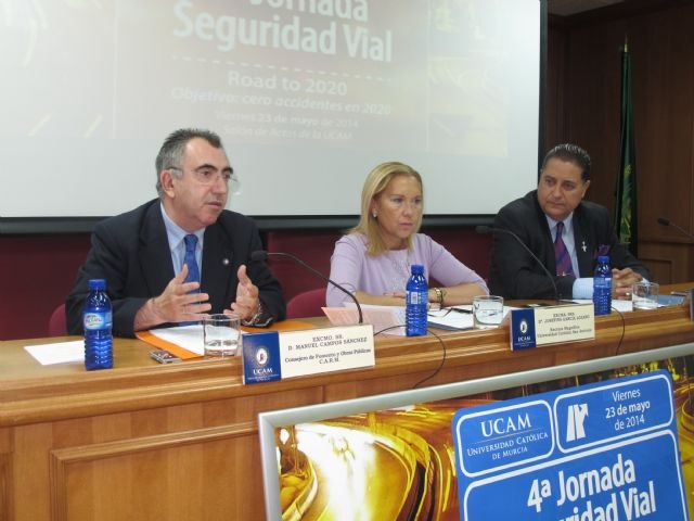 Campos subraya la apuesta del Gobierno regional por actuaciones que permitan conseguir carreteras más seguras y eficientes - 1, Foto 1