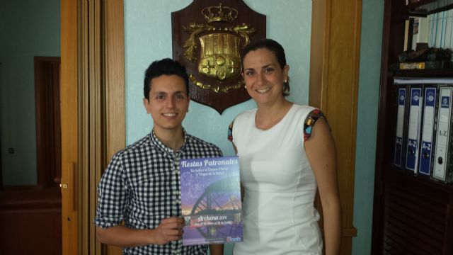 Alcaldesa y Concejal de Festejos presentan la revista oficial de las Fiestas Patronales del Corpus de Archena 2014 - 1, Foto 1