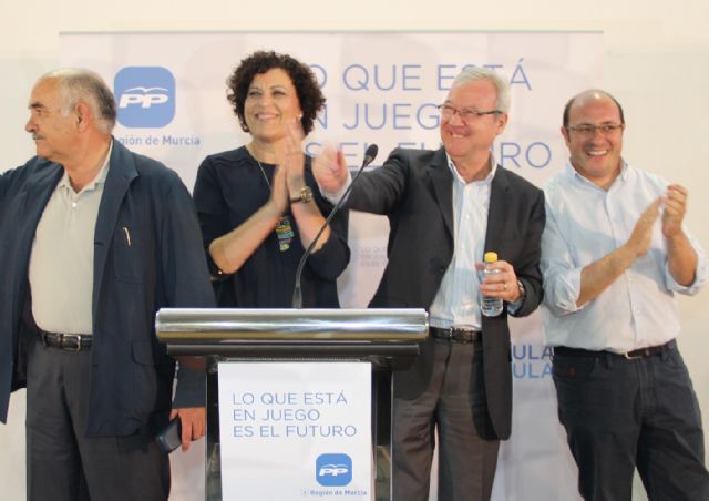 Valcárcel y Garre cierran la campaña electoral para las elecciones europeas con un mitin ante más de 500 personas en Puerto Lumbreras - 2, Foto 2