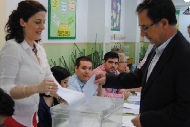 Las oficinas del DNI de la Región permanecerán abiertas durante el día de hoy - 1, Foto 1