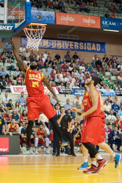 El UCAM Murcia cerró la temporada con una victoria ante su afición (90-82) - 4, Foto 4