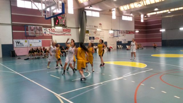 El UCAM Jairis imbatido a la final - 1, Foto 1