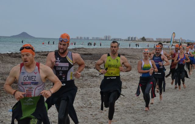 El VI Triatlón Sprint Marina de Las Salinas congrega a más de 200 participantes - 1, Foto 1