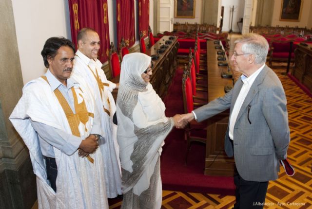 La ministra de Cultura saharaui acerca su causa a los cartageneros - 4, Foto 4