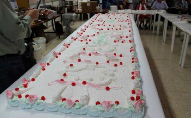 Una tortada de doscientos kilos clausuró la Semana Cultural de la Caridad - 2, Foto 2