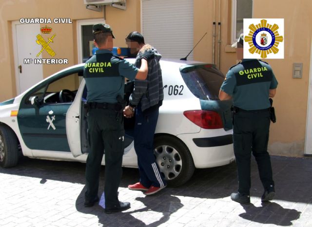 La Guardia Civil y la Policía Local de Calasparra desmantelan un grupo delictivo dedicado al tráfico de cocaína - 3, Foto 3