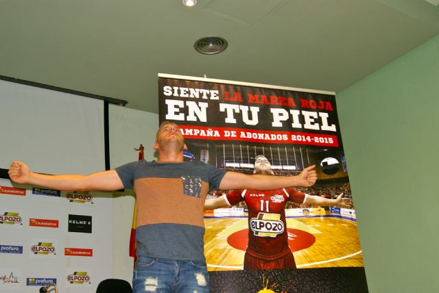 Siente la marea roja en tu piel. Campaña abonados 2014-15 ElPozo Murcia FS - 2, Foto 2