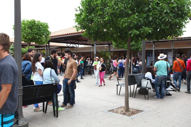 La UCAM pone en contacto a estudiantes y empresas - 1, Foto 1