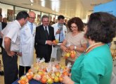 Profesionales y pacientes participan en la Semana de Hábitos Saludables del Hospital de la Arrixaca bajo el lema ´La sal y el corazón´
