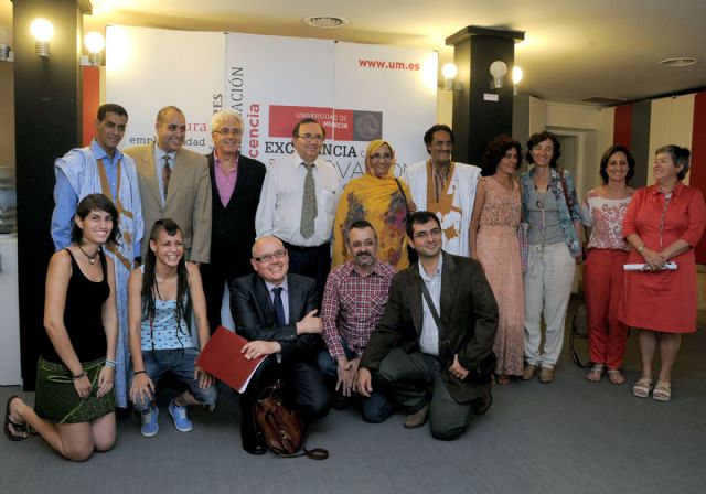 El rector Orihuela muestra la adhesión de la Universidad de Murcia a la causa del pueblo saharaui - 4, Foto 4