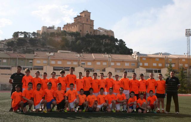 Un millar de alumnos participa en la clausura de las Escuelas Deportivas Municipales - 1, Foto 1