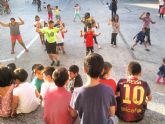 Multitudinaria clase de Zumba y Pilates al aire libre en la Plaza del Ayuntamiento con motivo de la II Semana Saludable de Lorquí