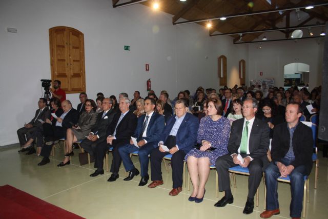 La Ruta del Vino reconoce a D. Guzmán Ortuño con la Insignia de Oro de la Asociación - 2, Foto 2